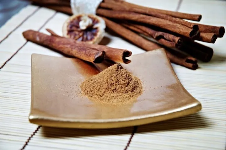 prawdziwy cynamon cejloński mielony ekologiczny